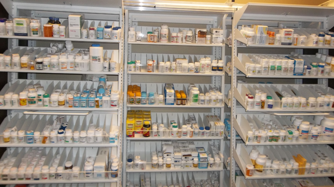 pharmacy shelving solutions
