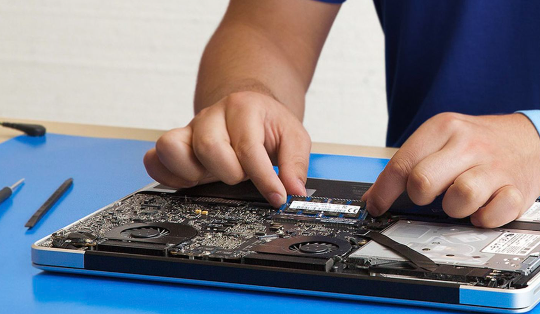 MacBook repair Toronto